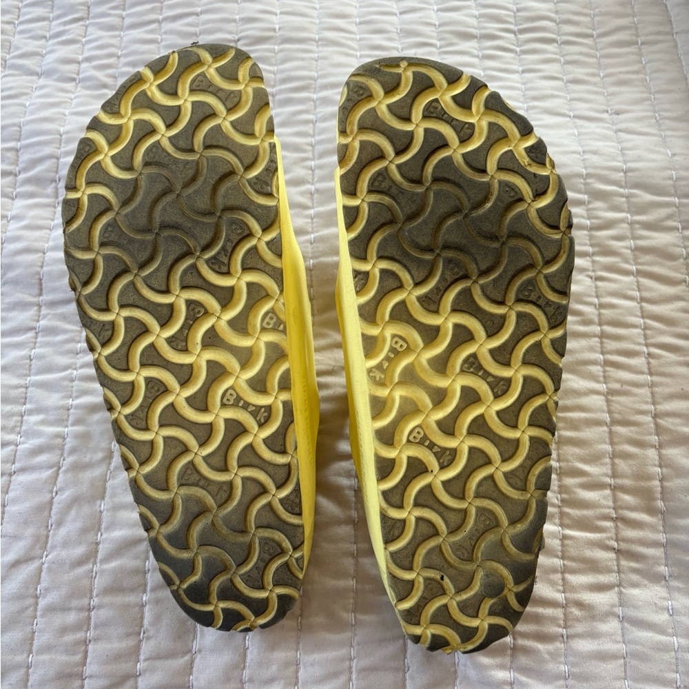 Birkenstock PreOwned Sunny Yellow Sandals - Picture 5 of 5